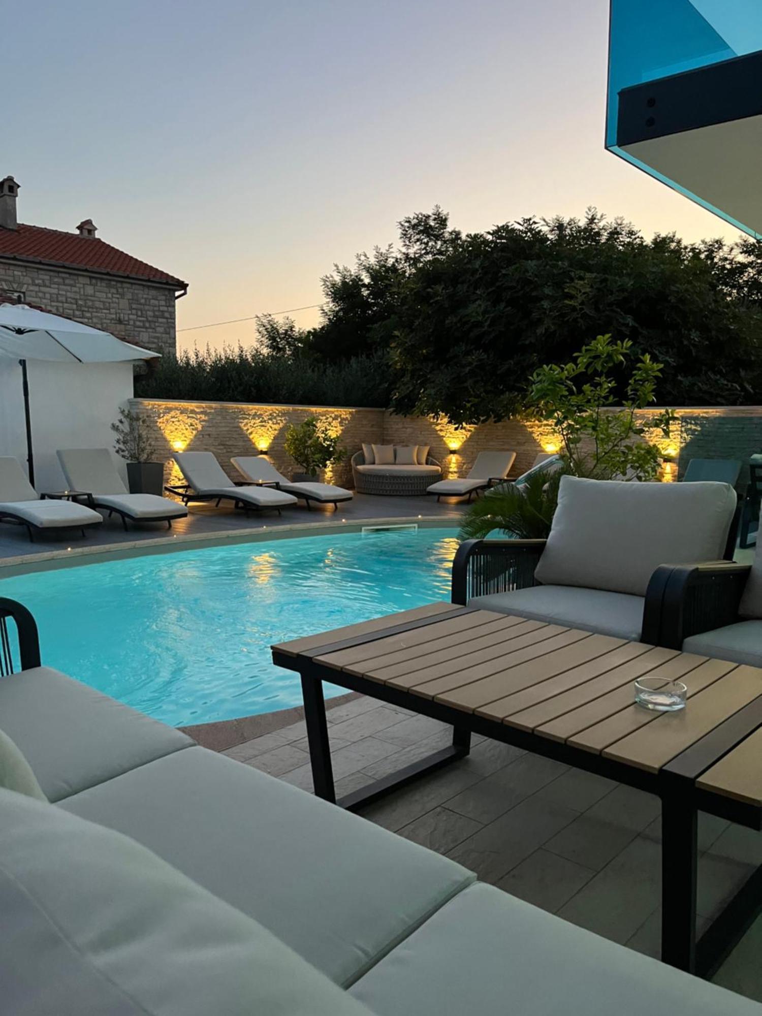 Luxury Apartments Vilamaloca Vir Exterior photo