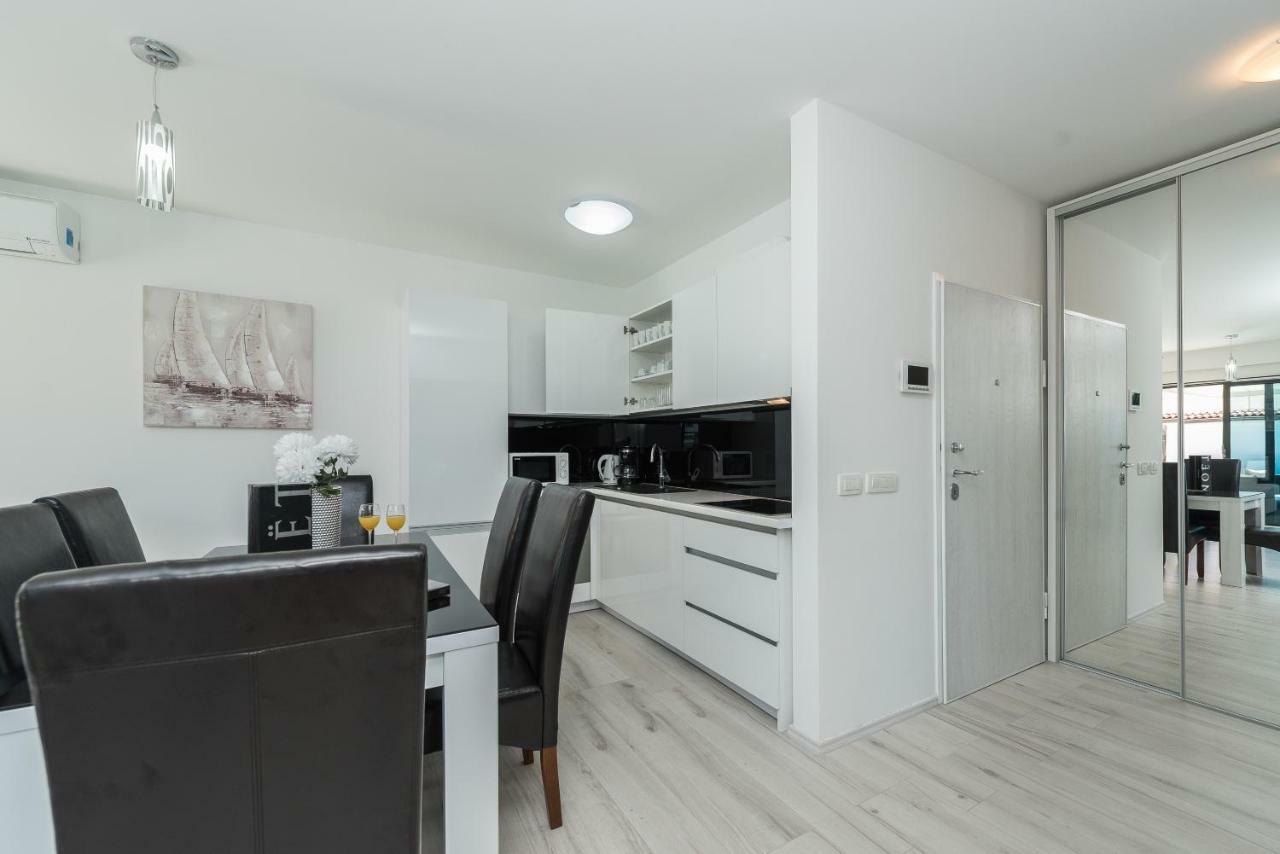 Luxury Apartments Vilamaloca Vir Exterior photo